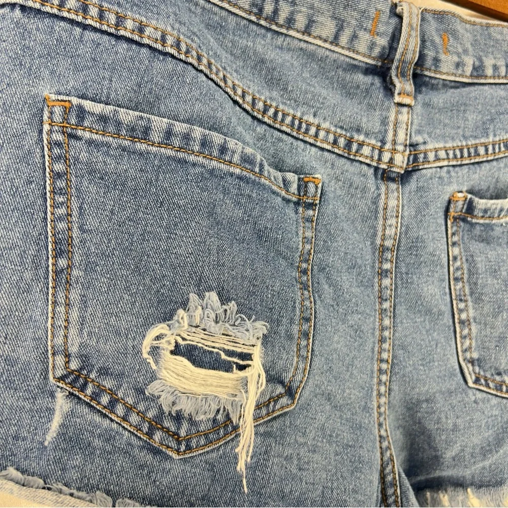 Free People Distressed Jean Shorts Size W29